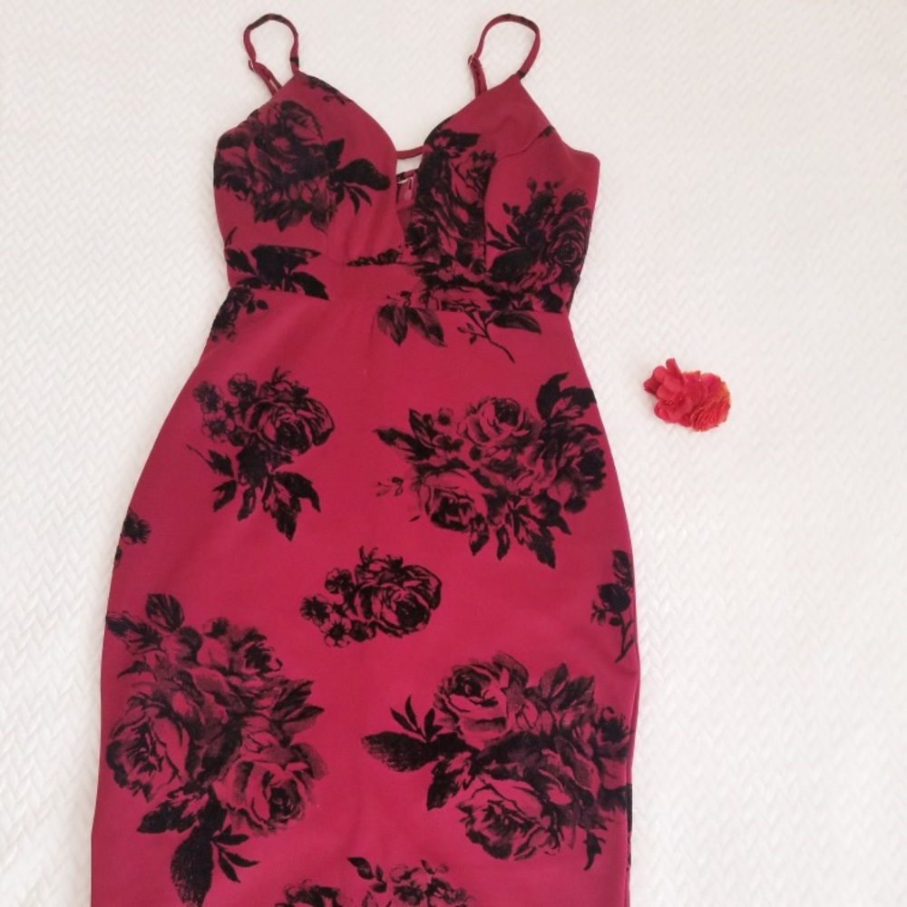 Burgundy dress with black velvet roses